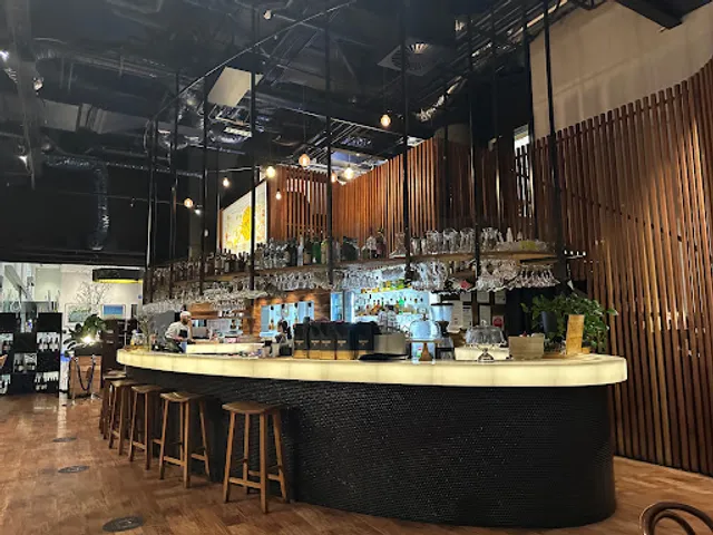 Spoonbill Restaurant and Bar