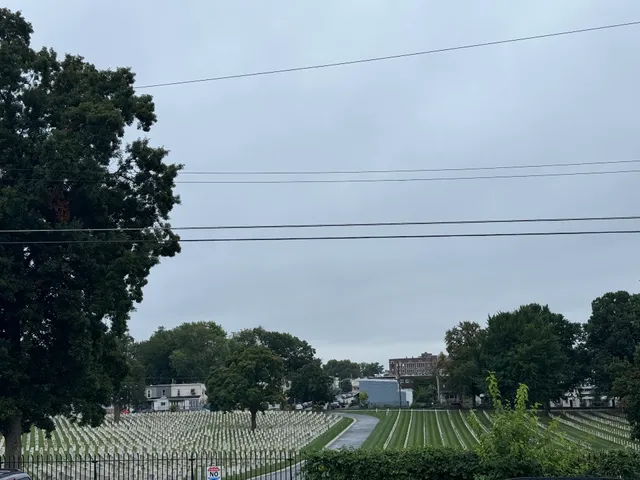 Philadelphia National Cemetery