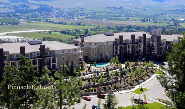 Pinnacle Pointe Resort