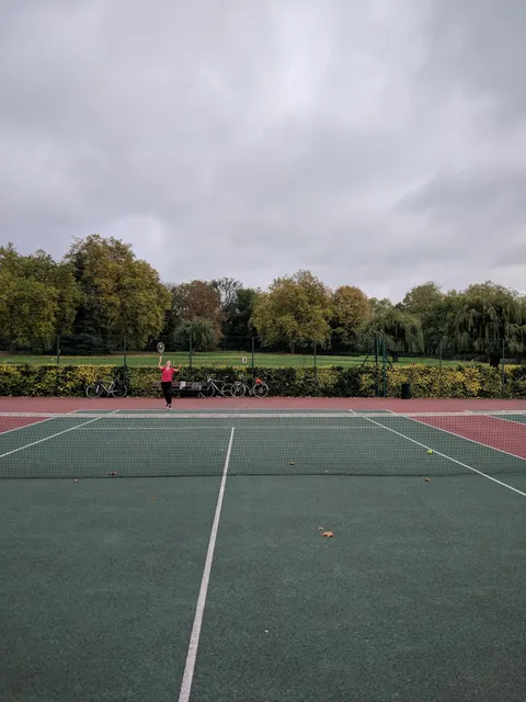 Queen's Park Tennis Courts
