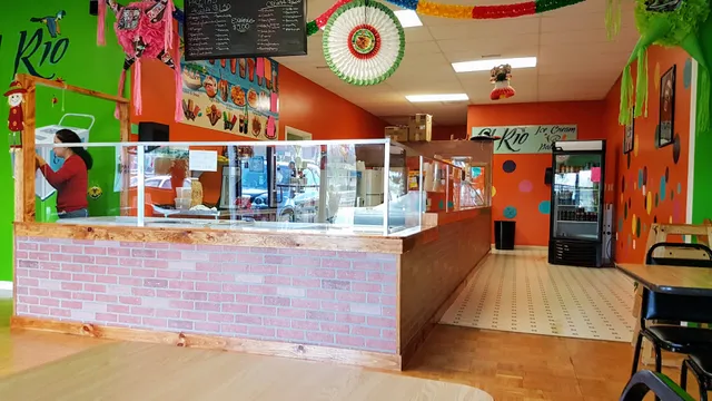 El Río Neveria y Paleteria