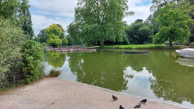 Location de Barques du Lac Daumesnil
