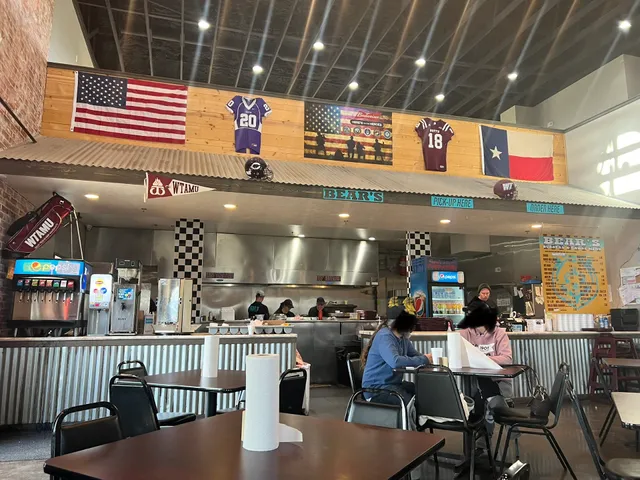 Bears Burgers and Dawgs