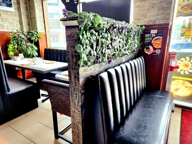 Indian Curry Express & Bar