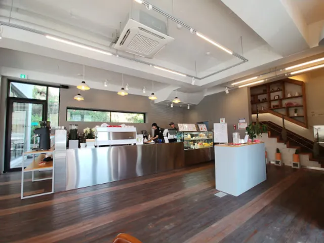 더웨이닝커피 산청신안점