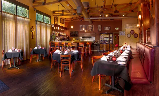 City Café & Taproom