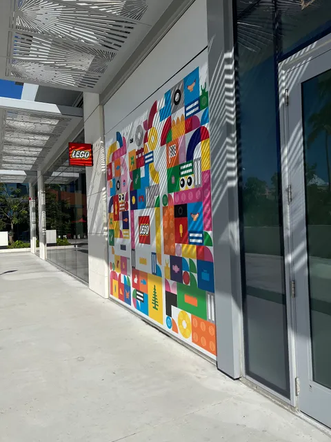 The LEGO® Store The Abbey at Aventura