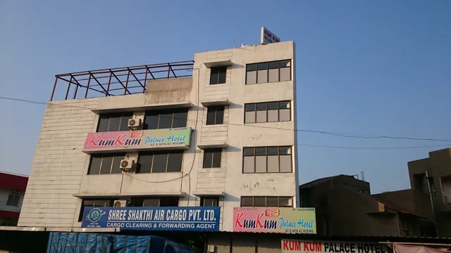 OYO 39829 Kum Kum Palace Hotel