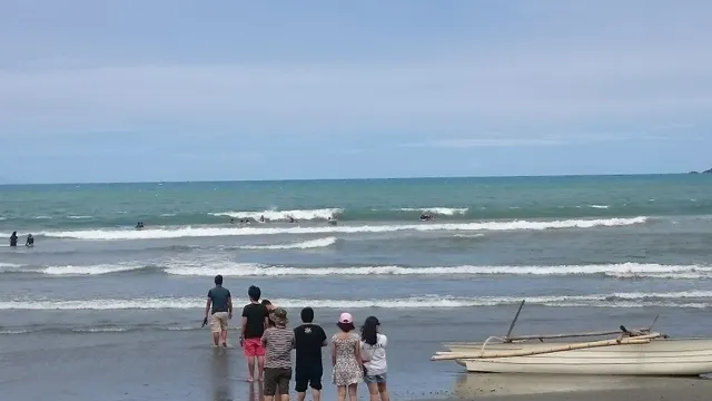 Bebel-le Beach Resort, Sabang Baler, Philippines