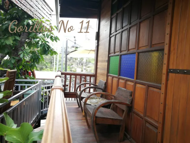 Gorillas Amphawa Resort