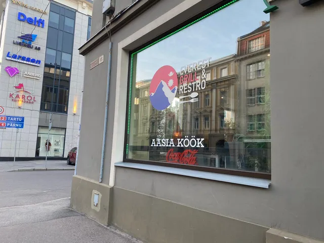 Everest Grill & Restro