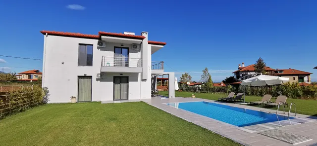 Erkiàdes Summer Estates