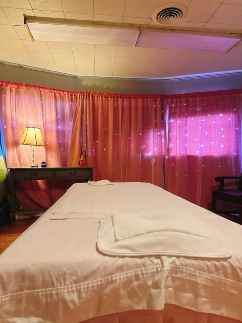 Orange Massage & Spa