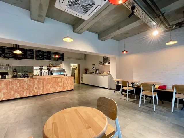 Holy Bagels and Coffee