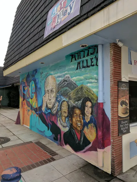 Muramid Art Studio of Joanne Tawfilis