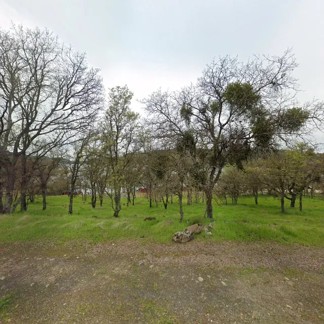 Lake Tulloch RV Campground & Marina waterfront cabins