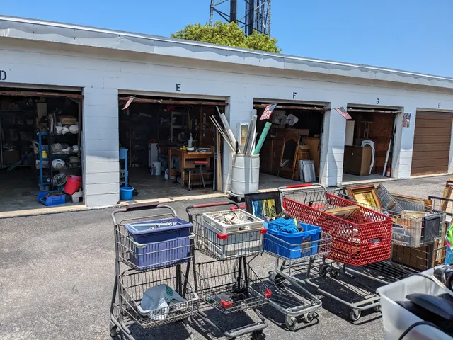 Paul Mart Thrift Shop