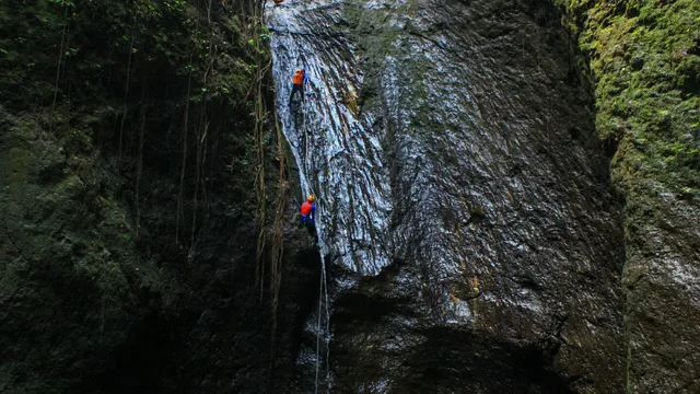 Canyoning Aling2 Waterfall