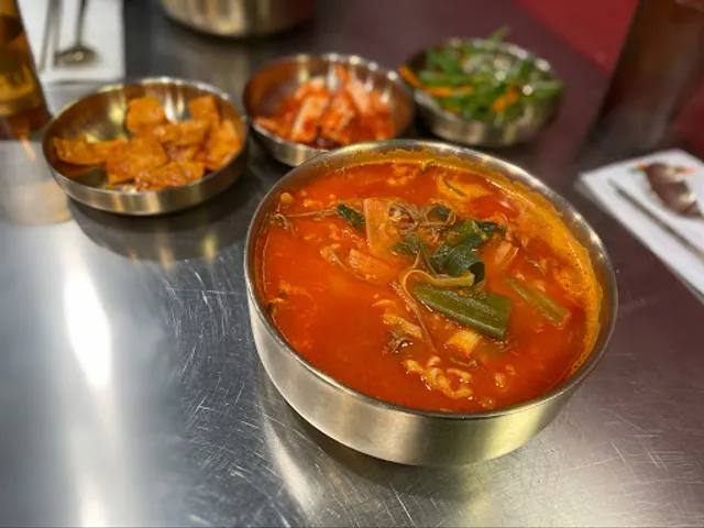 Yuk Dae Jang Gardena