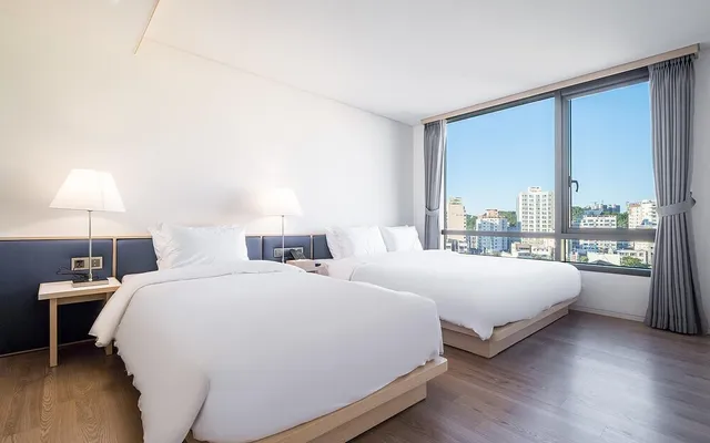 Hound Hotel Songjeong