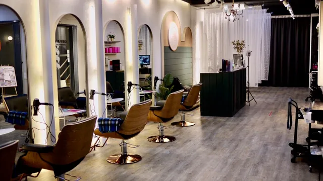 Hair Bar • Kuchai Lama