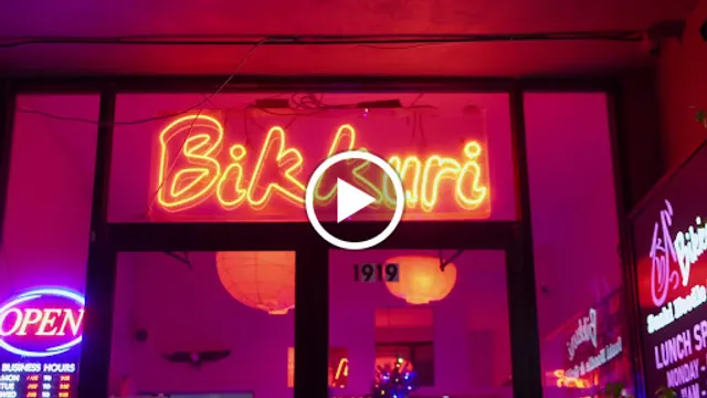 Bikkuri Sushi Noodle & Grill