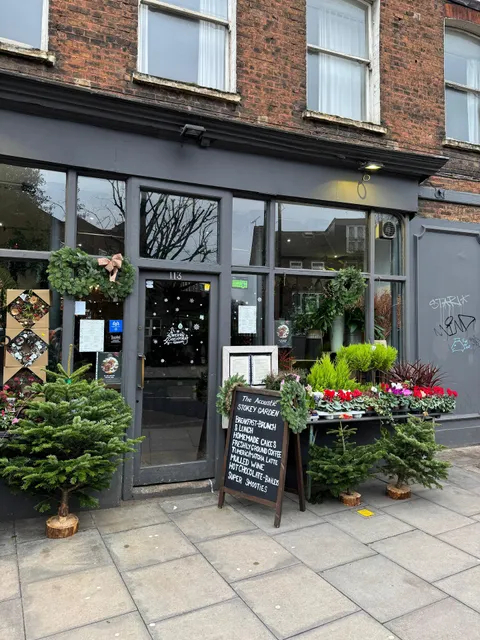 Stokey Garden & Flower Store