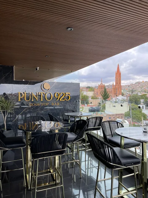 Punto 925 Rooftop bar