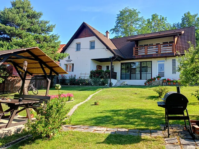 CSOMORTÁNI VENDÉGHÁZ