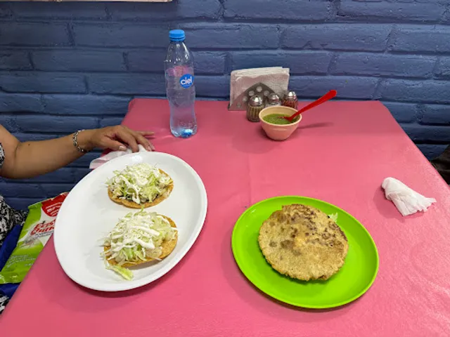 Pozoleria 5 Estrellas