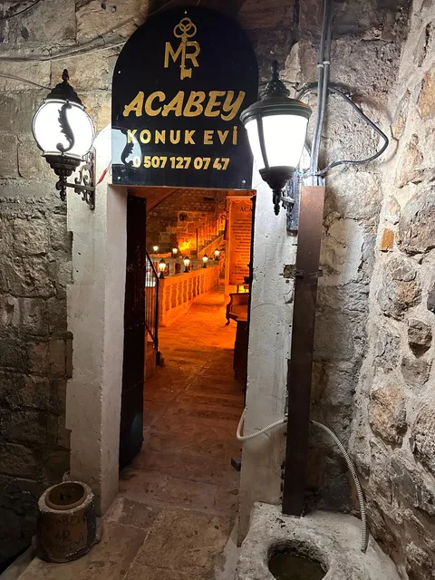 ACABEY KONAĞI