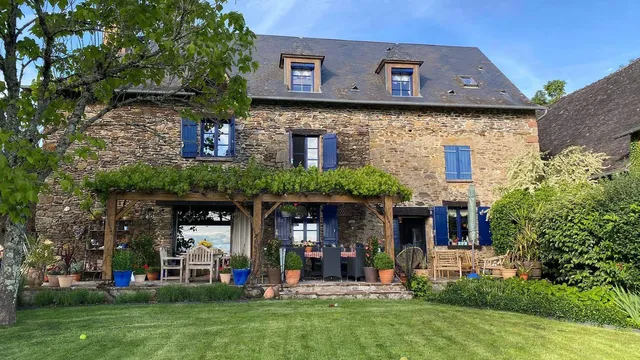 La Maison Bleue B&B