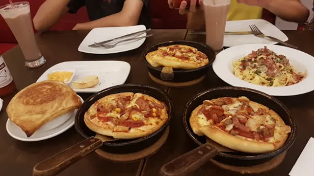 Pizza Hut Restoran