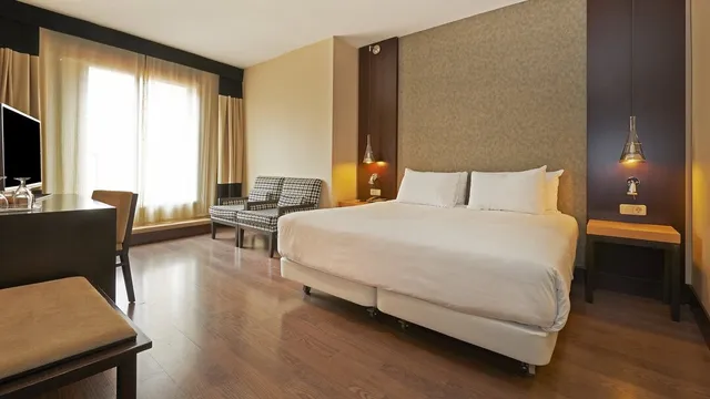 Hotel NH Barcelona Eixample