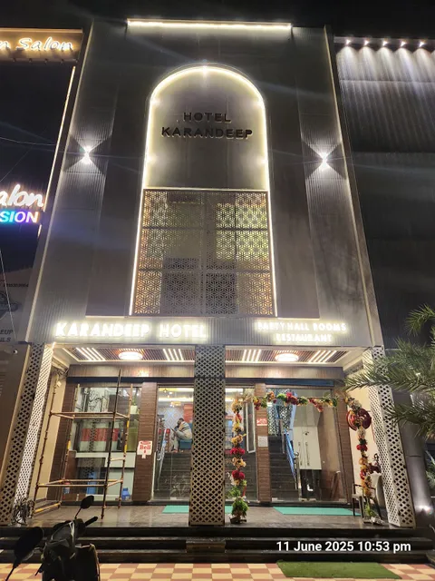 Hotel Karandeep