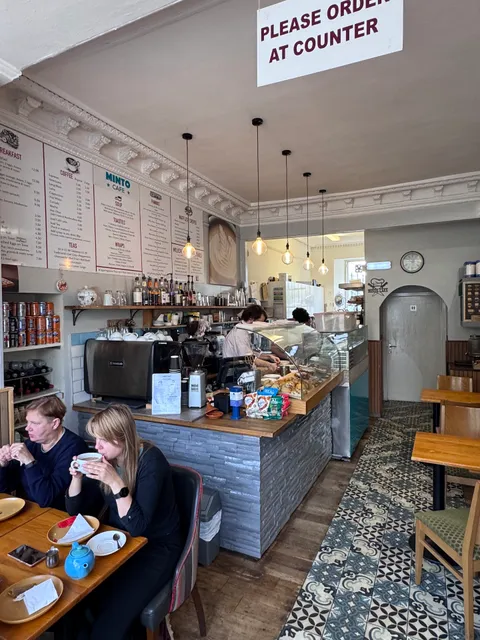 Minto Breakfast Cafe