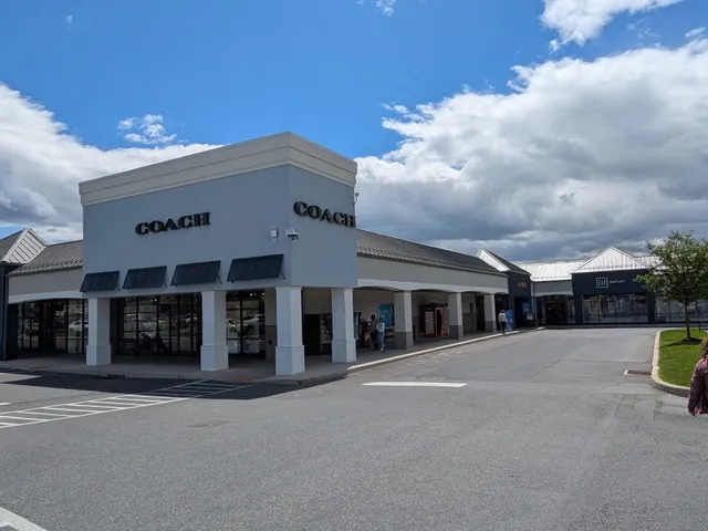 COACH Outlet