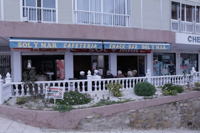 Sol y Mar Cafeteria