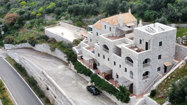 ΔΙΑΜΕΡΙΣΜΑΤΑ ΠΛΑΓΙΑΚΙ - PLAGIAKI APARTMENTS