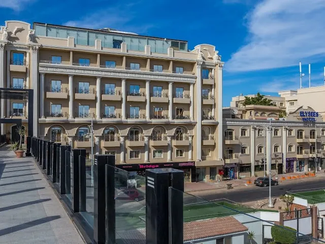 Elysees Dream Beach Hotel