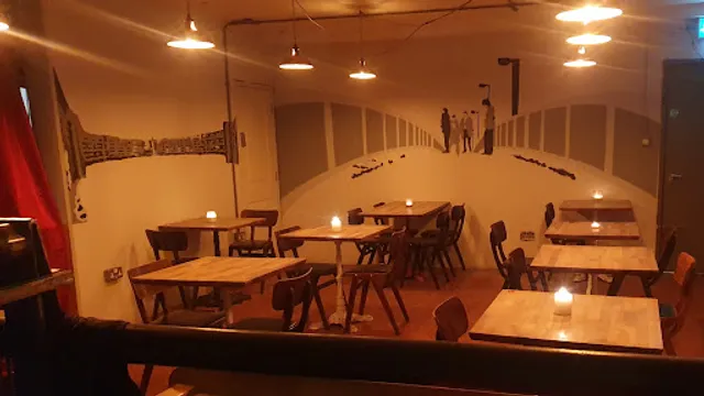 Kim’s Kitchen & Bar