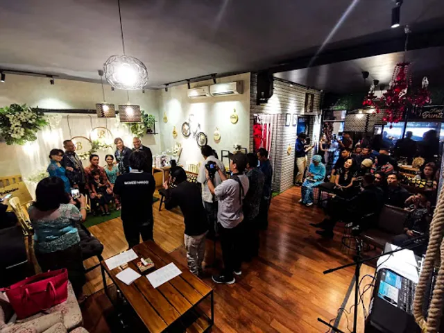 BUNTU Coffee, Kitchen & Space