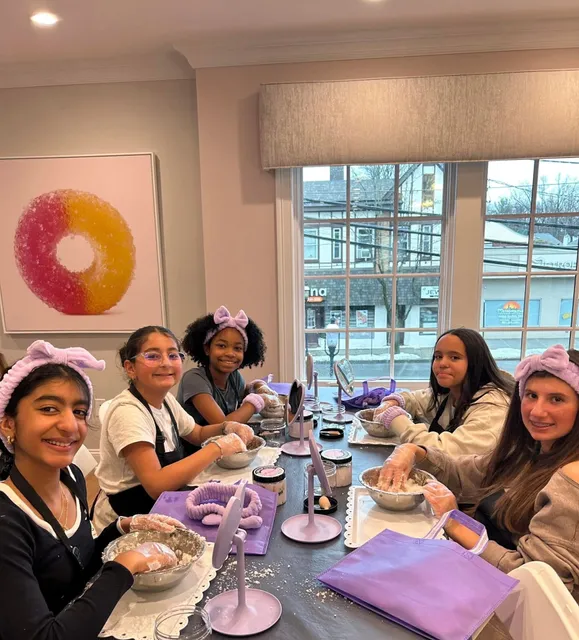 The Gift Shoppe at Curbside Confections