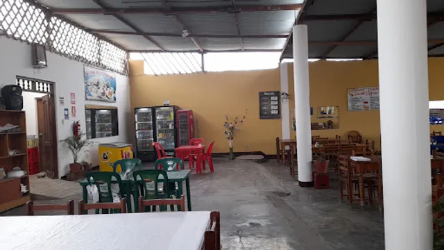 Cevichería Puerto Mori