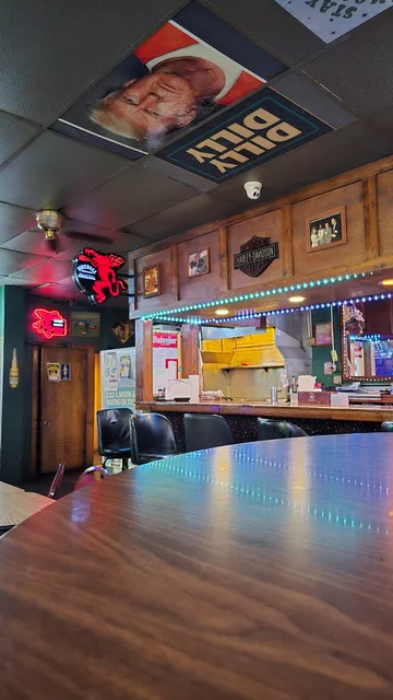 Smitty's Bar & Grill