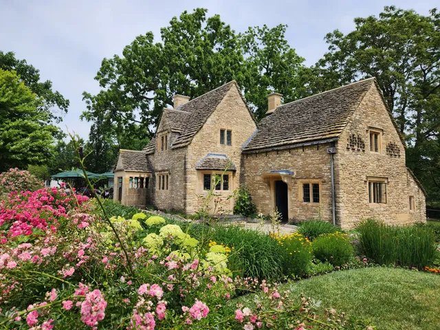 Tea at Cotswold Cottage