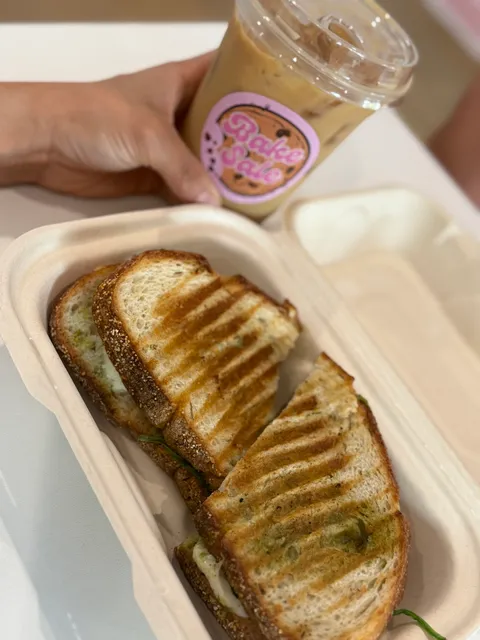 Bake Sale Bakery & Cafe