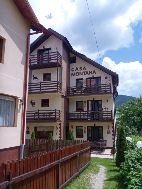 Casa Montana Bușteni