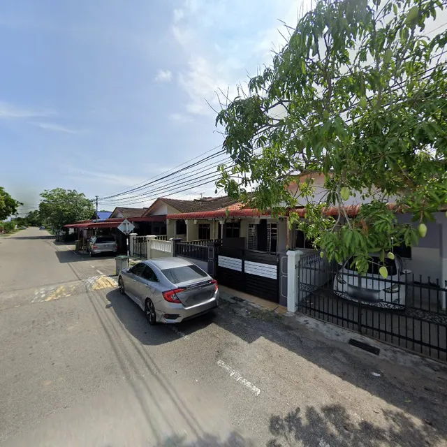 Redzuan Homestay (Muslim Friendly)