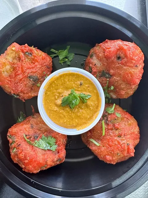 Northlake Mo:Mo Food Truck